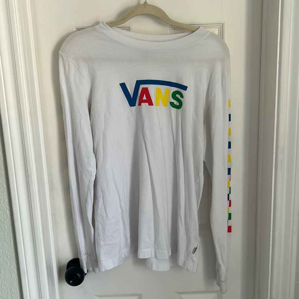 Great condition just wrinkled no tears or marks or any stains